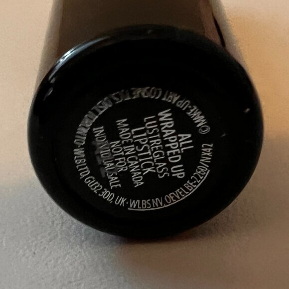 MAC lip bundle - Picture 3 of 6